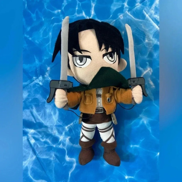 Attack on Titan - Funimation - Levi Ackerman with Swords Plush - Picture 14 of 14
